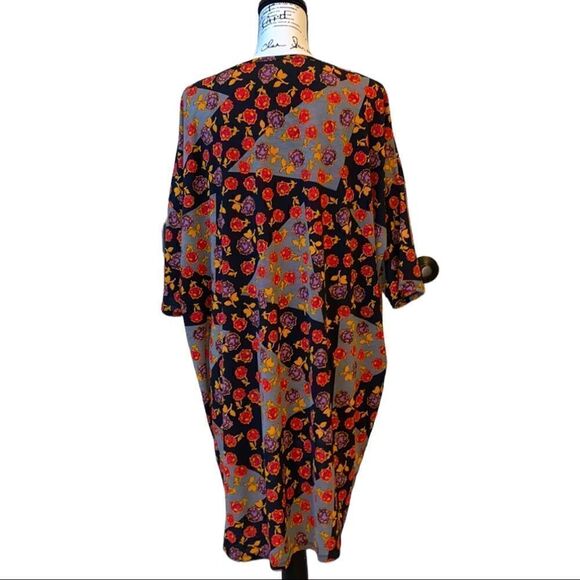 Lularoe Irma Popover Floral Top Purple/Red/Gray Size Large - Picture 3 of 10